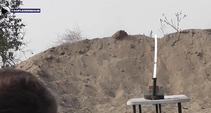 samurai sword vs shotgun slugs