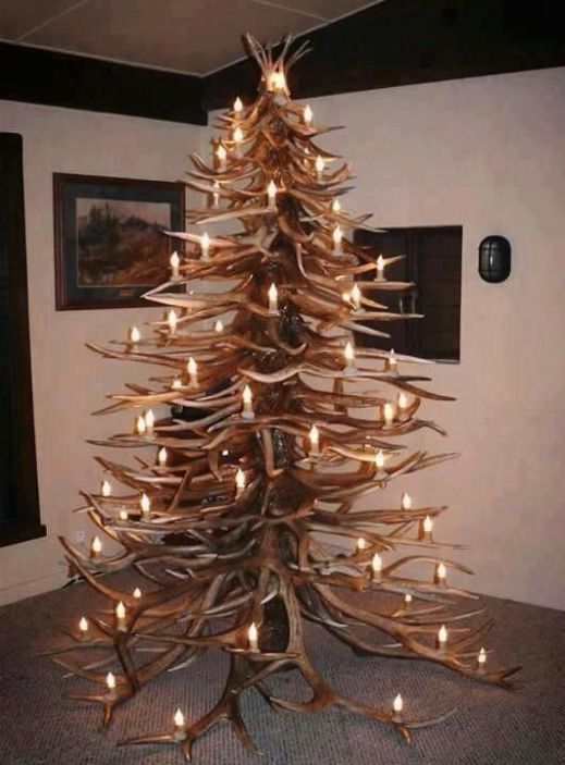 10 Shed Antler Christmas Trees to Get You in the Festive Spirit