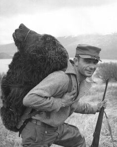 vintage-bear-hunting