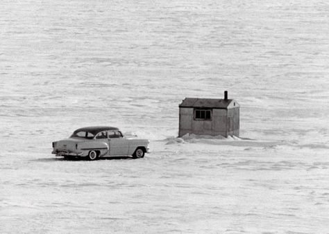 Ice-Fishing-vintage