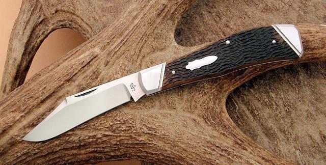 Folding Hunter via Bose Knives