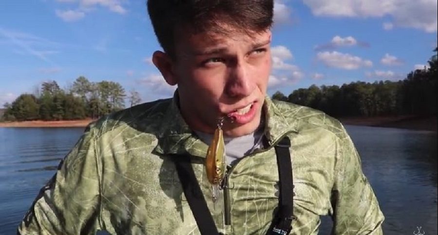 hook in face