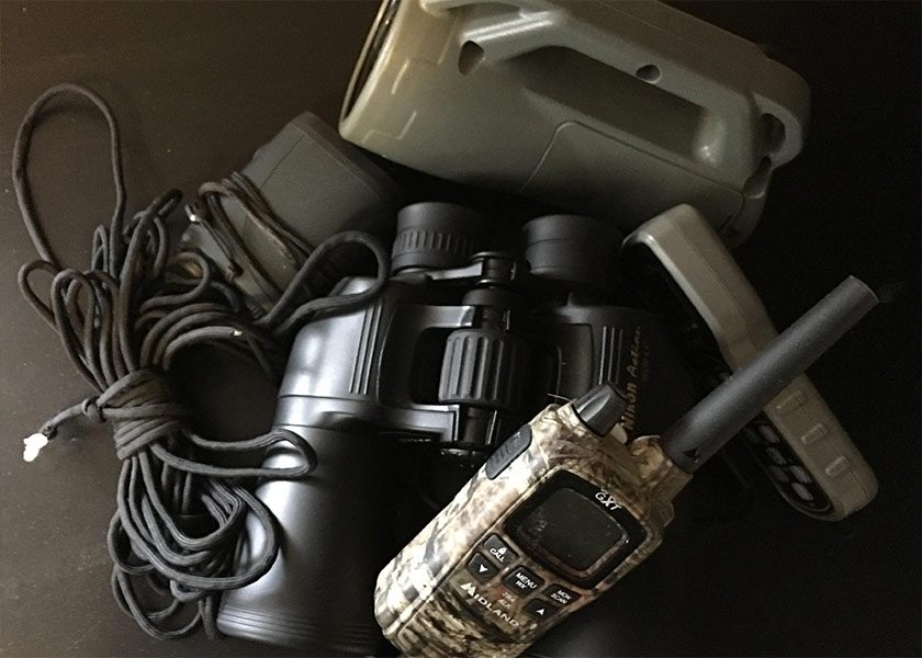 binoculars and hunting gizmos