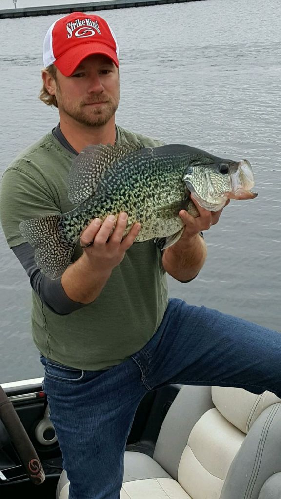 2017-black-crappie-record