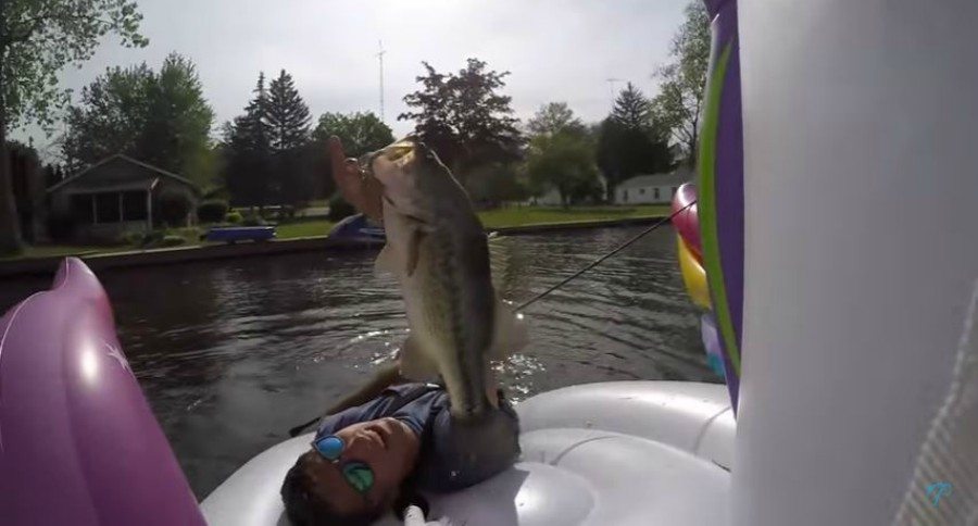 Bass from an inflatable toy