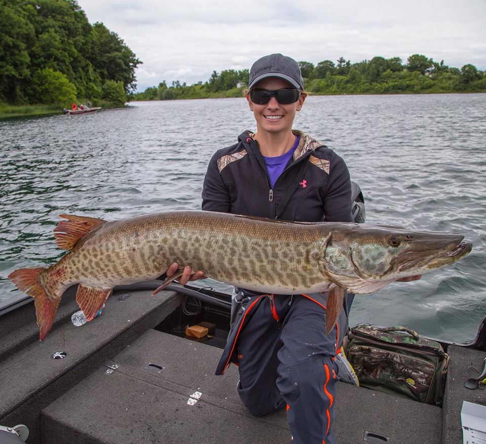 muskie huntresses