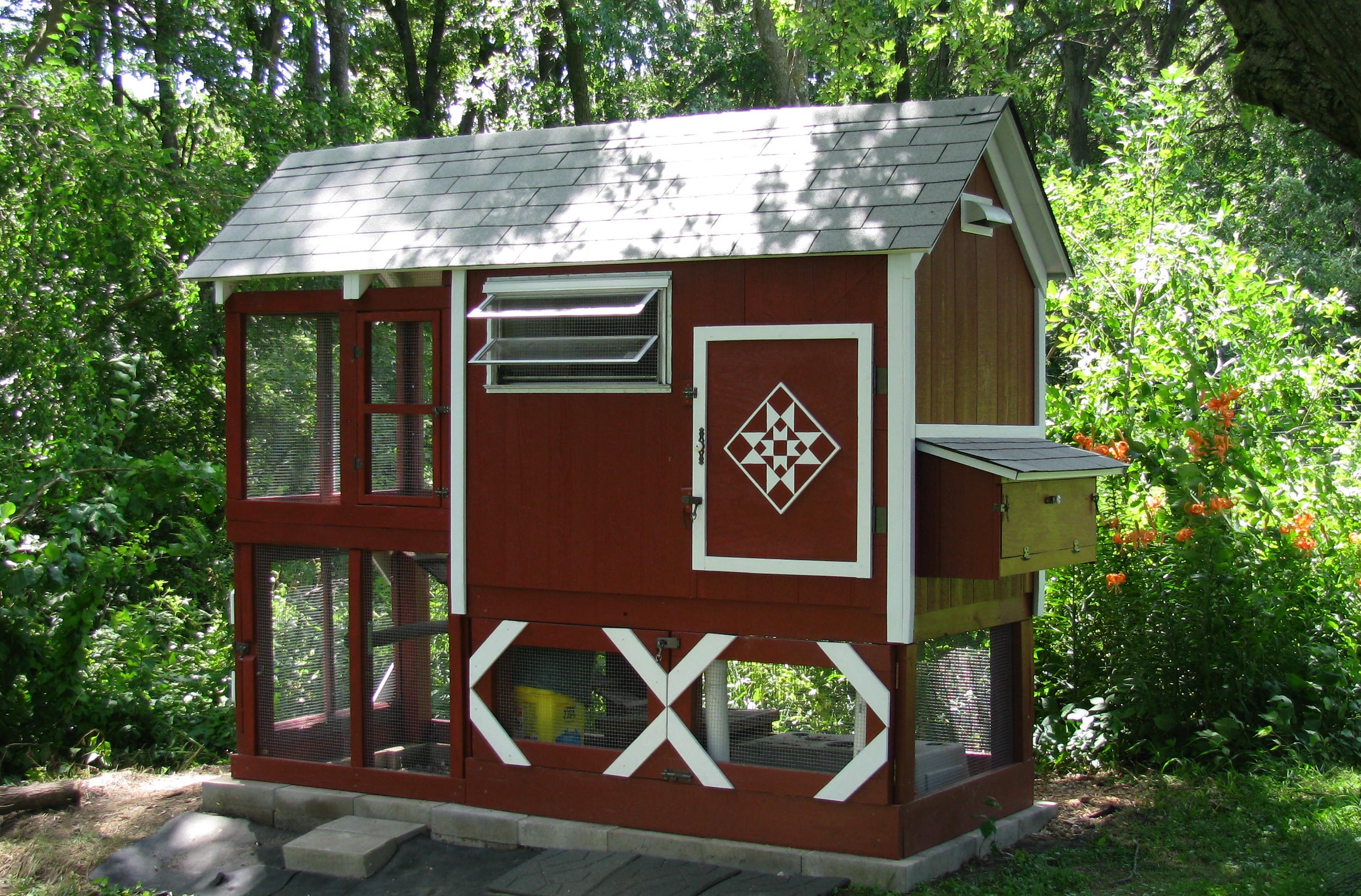 Small Chicken Coop Plans