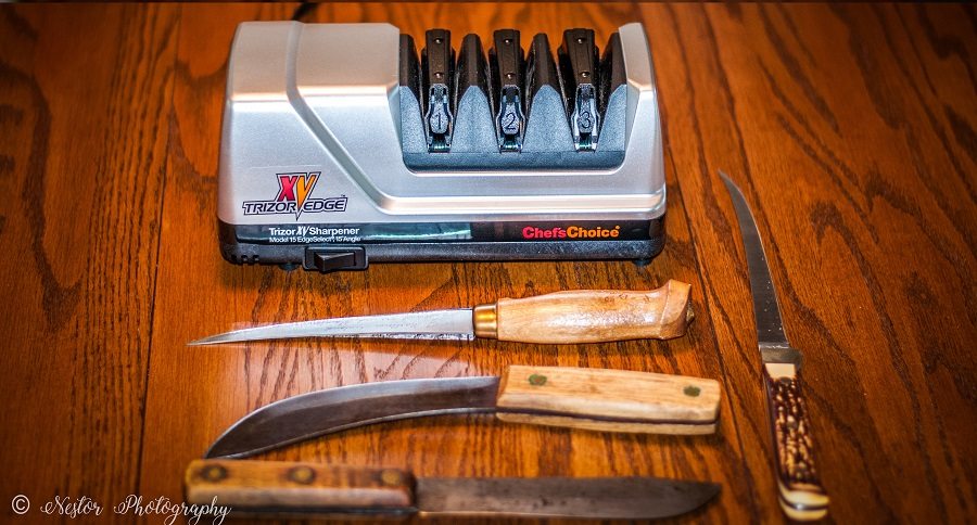 HOW TO SHARPEN A CHEF'S KNIFE  Chef's Choice Model 15 Trizor