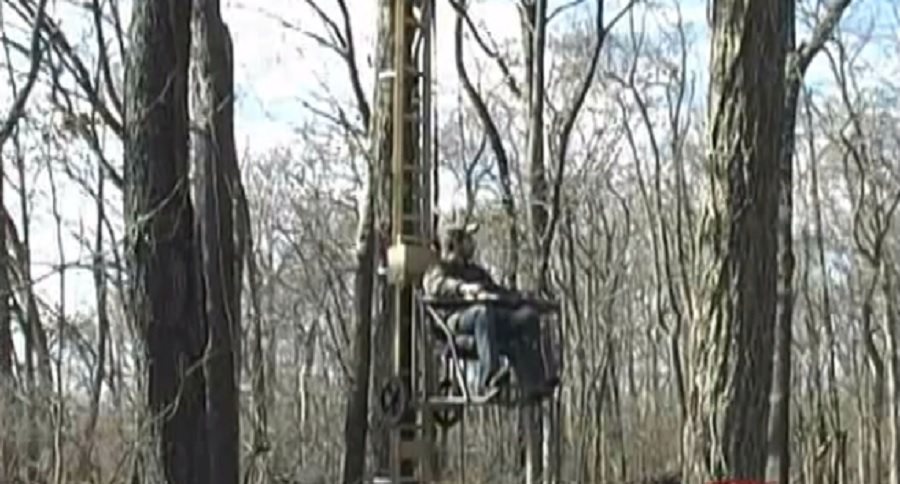mechanized treestand