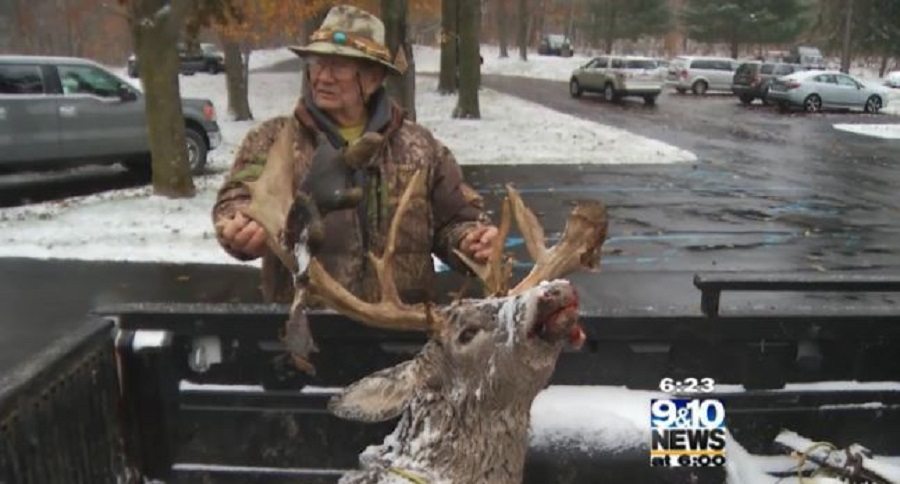 Michigan Hunter Arrows Monster 25-Point Buck in Osceola County - Wide ...