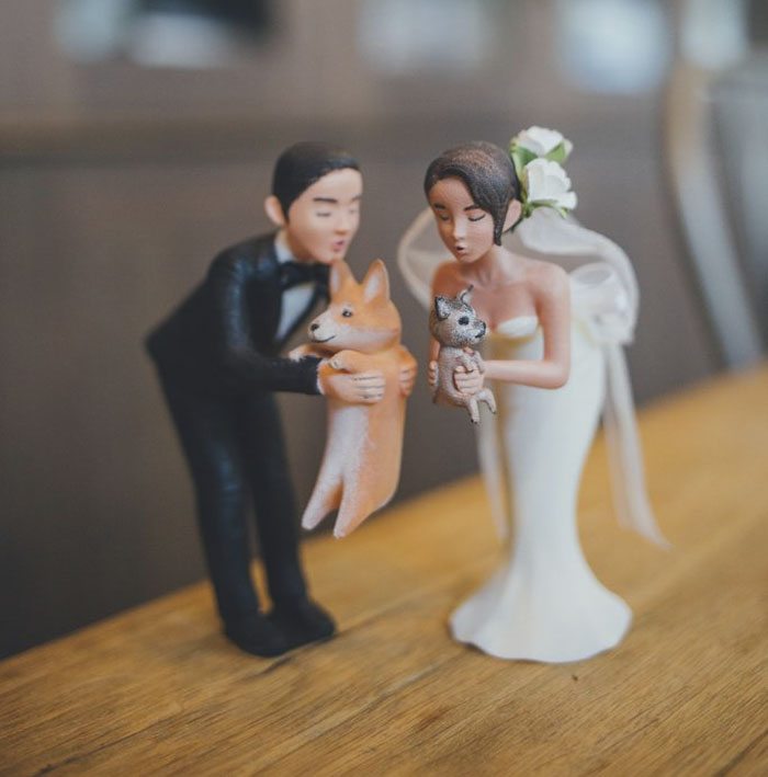 wedding cake topper