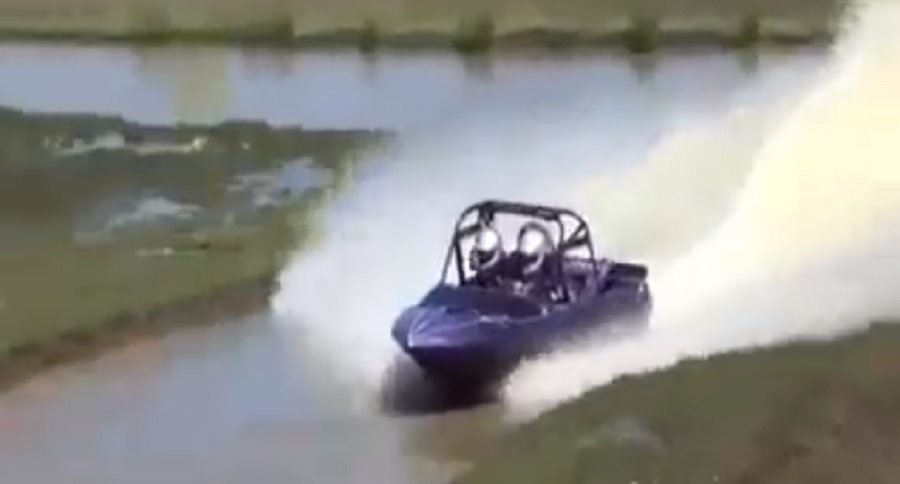tiny jet boat