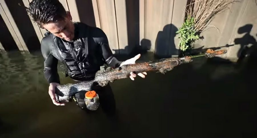 Video: Watch These Scuba Divers Find a Long-Lost Rifle in a Georgia ...
