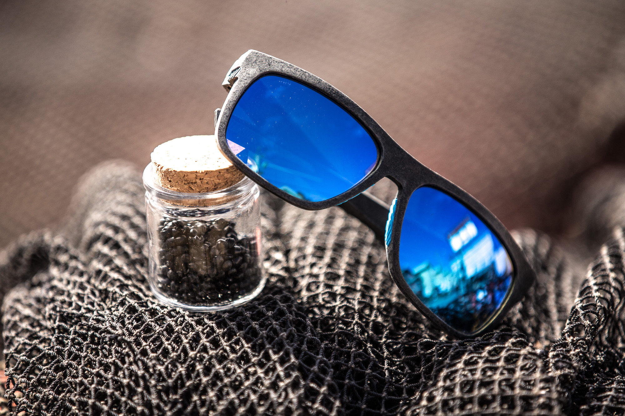 NEW Costa Del Mar VICTORIA Polarized Sunglasses Gray / Rose Gradient Glass  580G | eBay