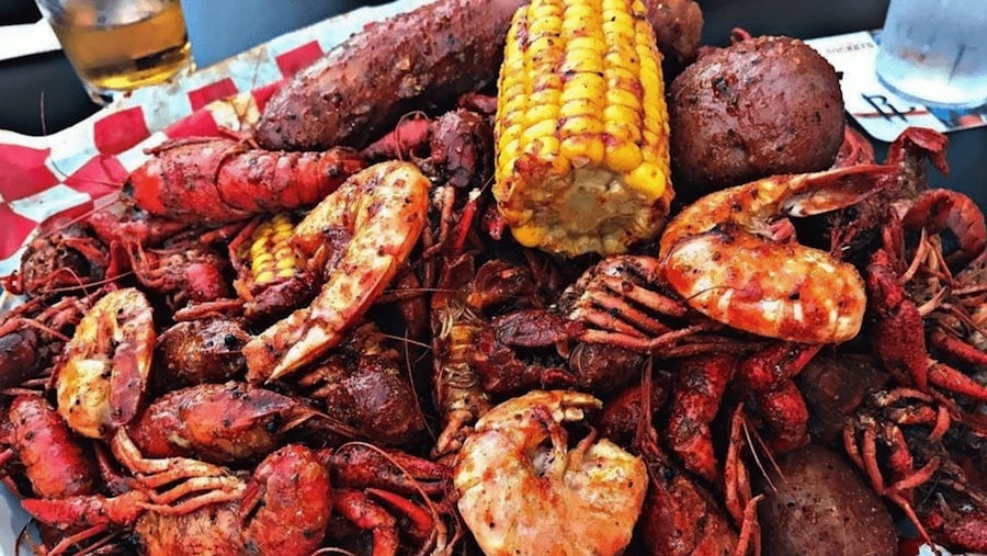 10 things that eat crawfish