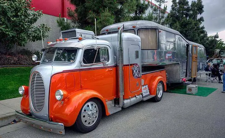 Vintage RV Photos