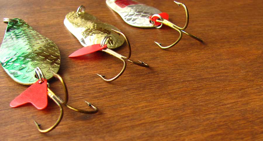 Spoon Fishing for Bass: What to Do and What Not to Do - Wide Open
