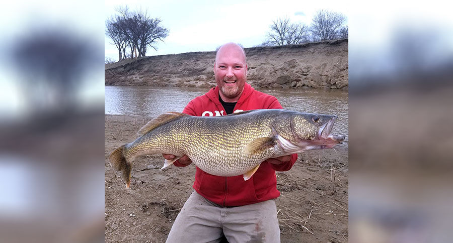 North Dakota walleye state record