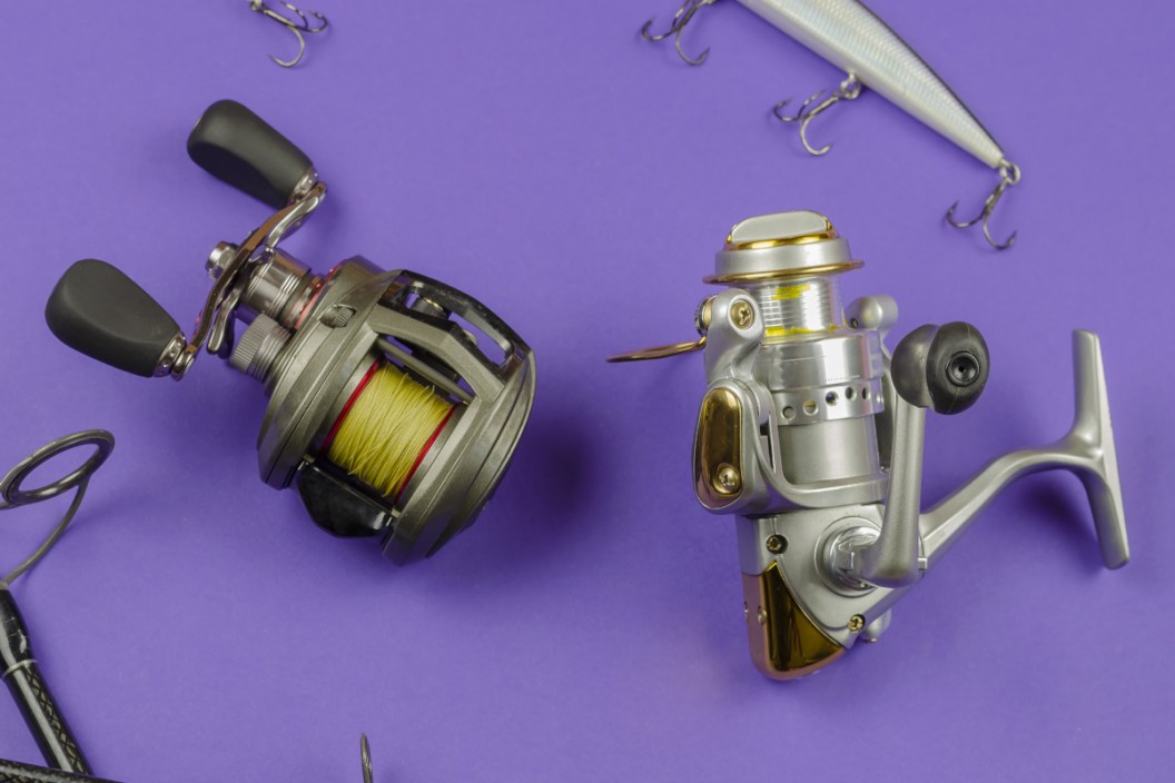 Baitcasting Reel vs. Spinning Reel: What's Best for Which Applications? - Wide Open Spaces Baitcasting Reel vs. Spinning Reel: What's Best for Which Applications? - Wide Open Spaces