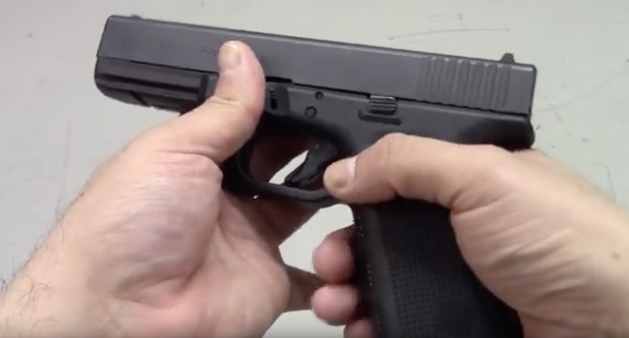 How To Clean a Glock 17 In 5 Minutes