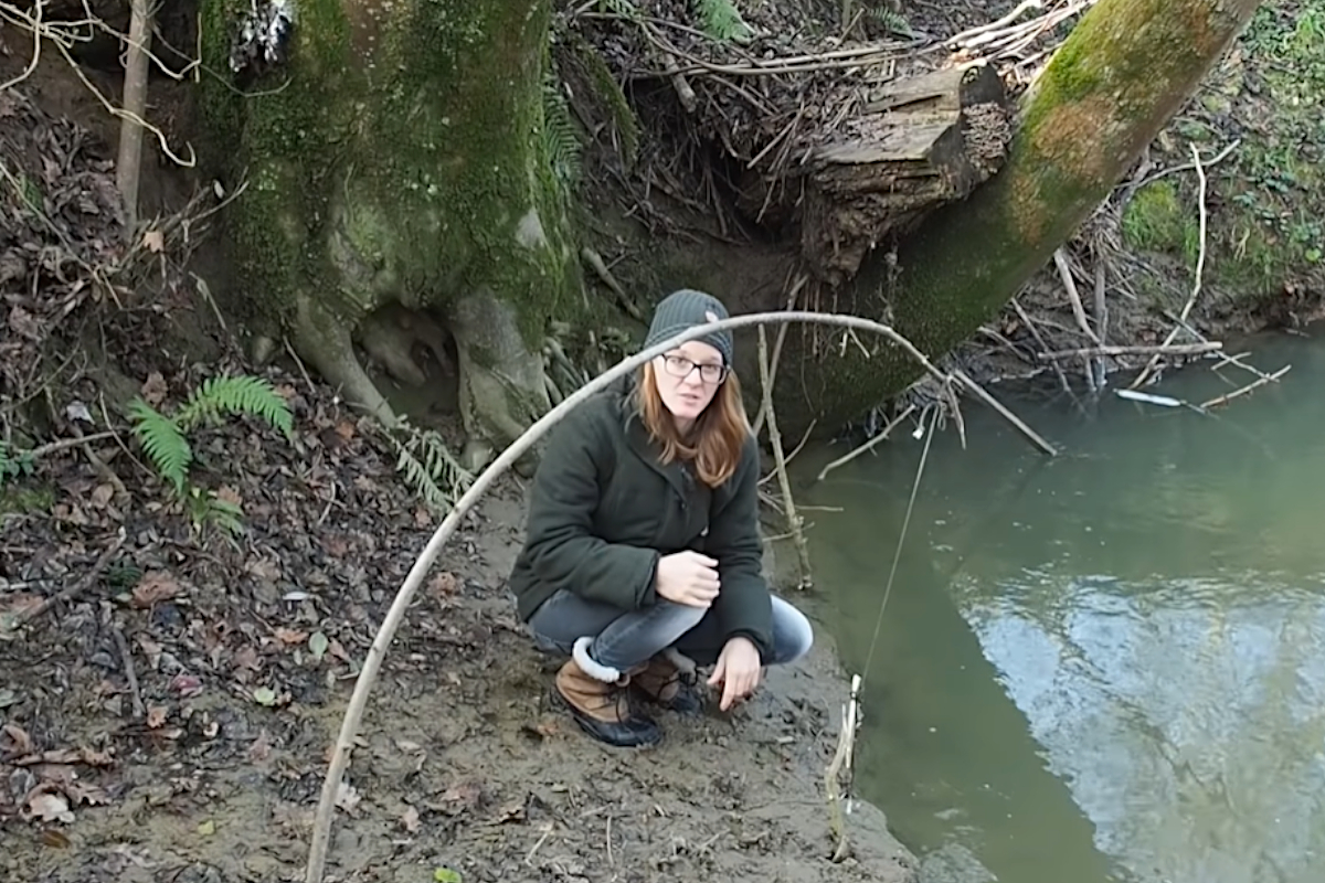 Survival Lilly Shows How to Make a Simple Fish Trap - Wide Open Spaces
