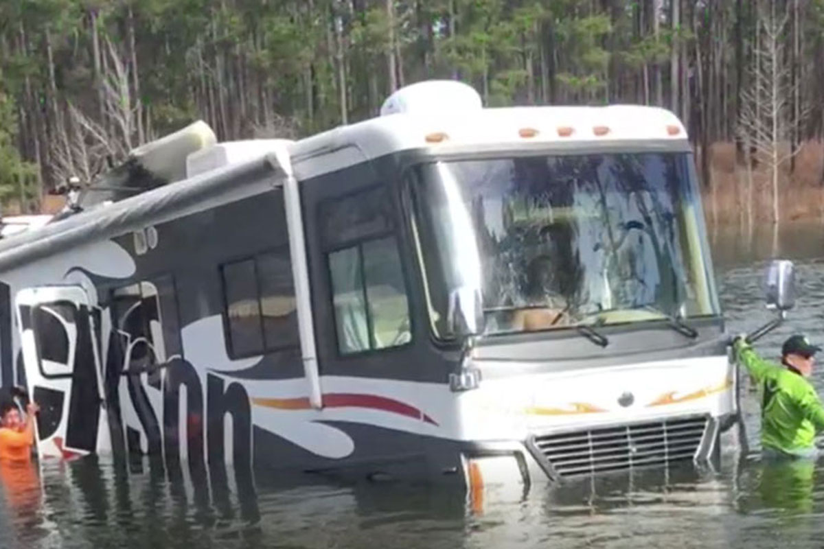 Flashback to the Dog That Backed a Fisherman's RV Into a Lake - Wide ...