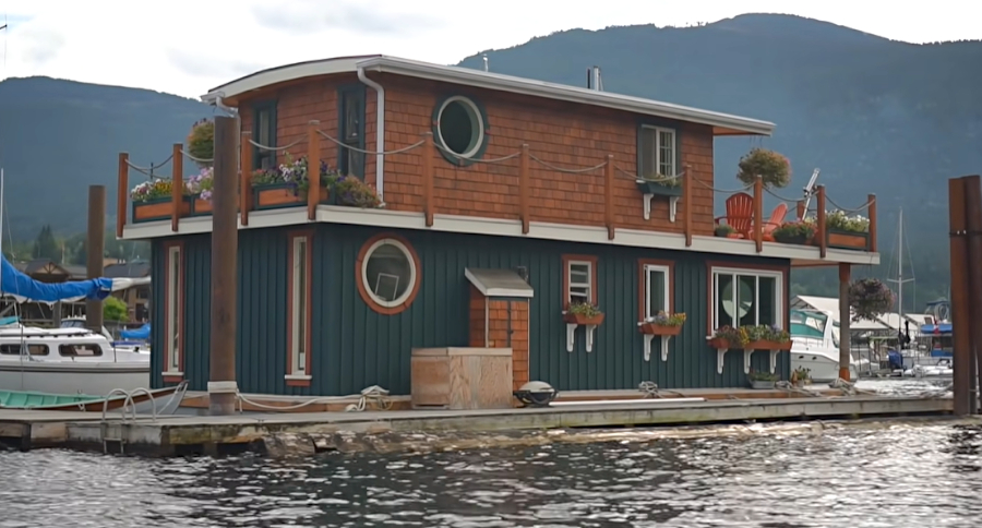 Floating Home
