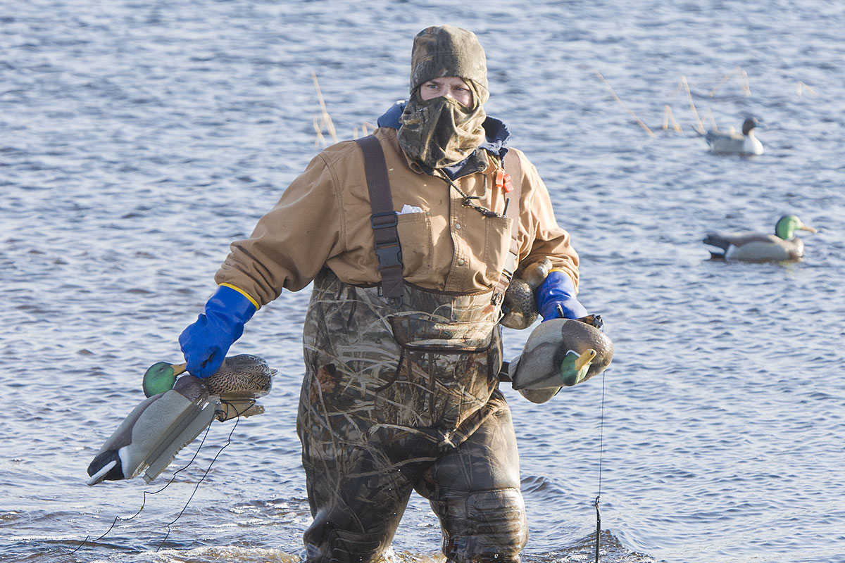 Duck Decoy Spreads: 4 of the Most Popular Strategies, Explained - Wide