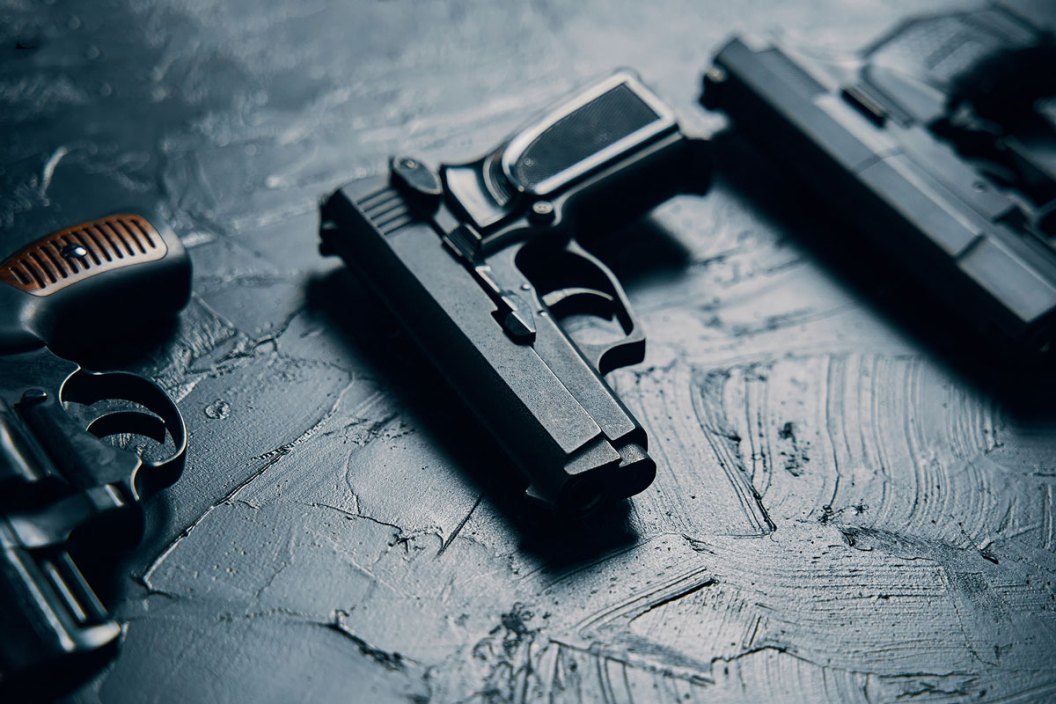guns