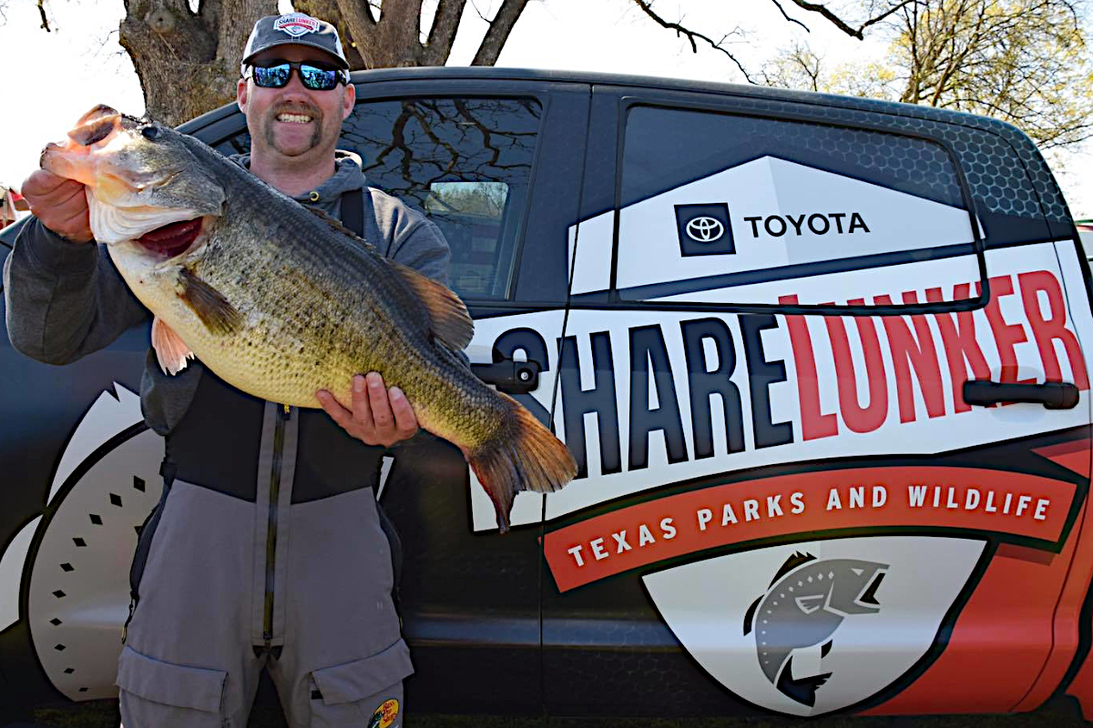 ShareLunker Program