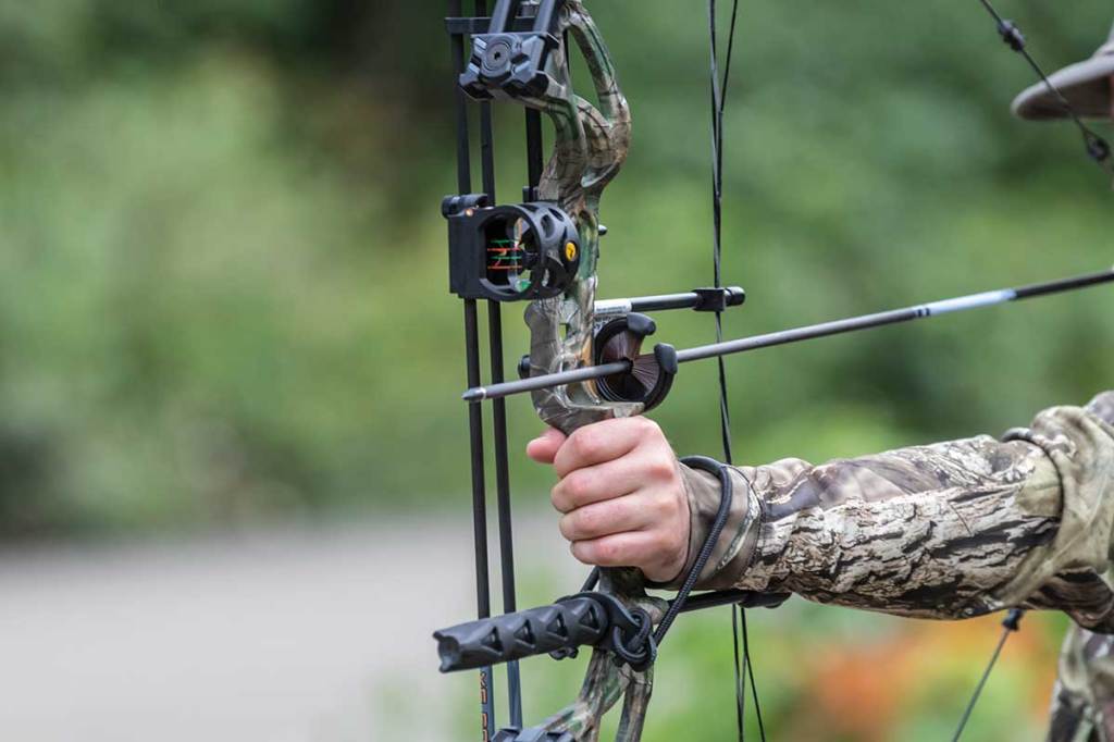 How to Choose the Best Hunting Bows for Girls Wide Open Spaces