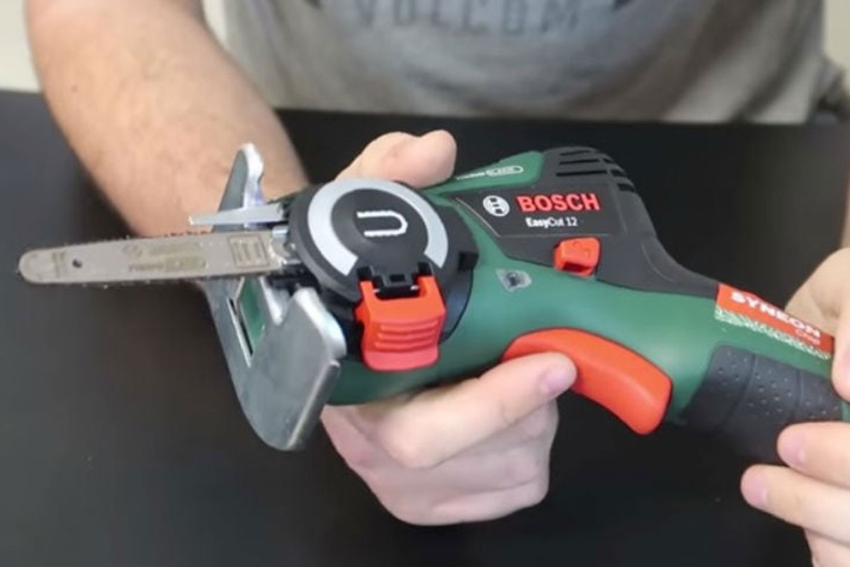 Bosch EasyCut 12 Mini-Chainsaw