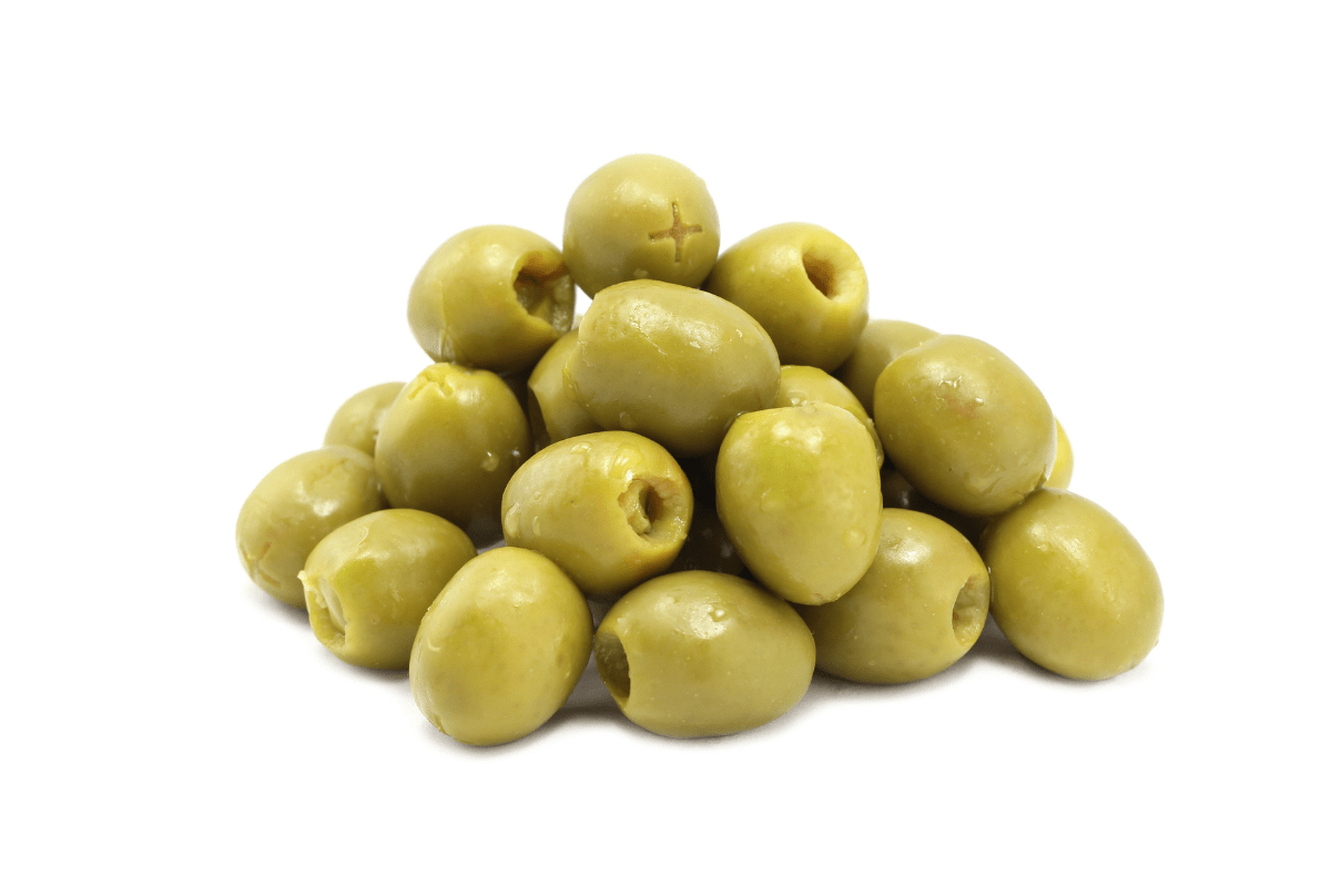 can dogs eat olives