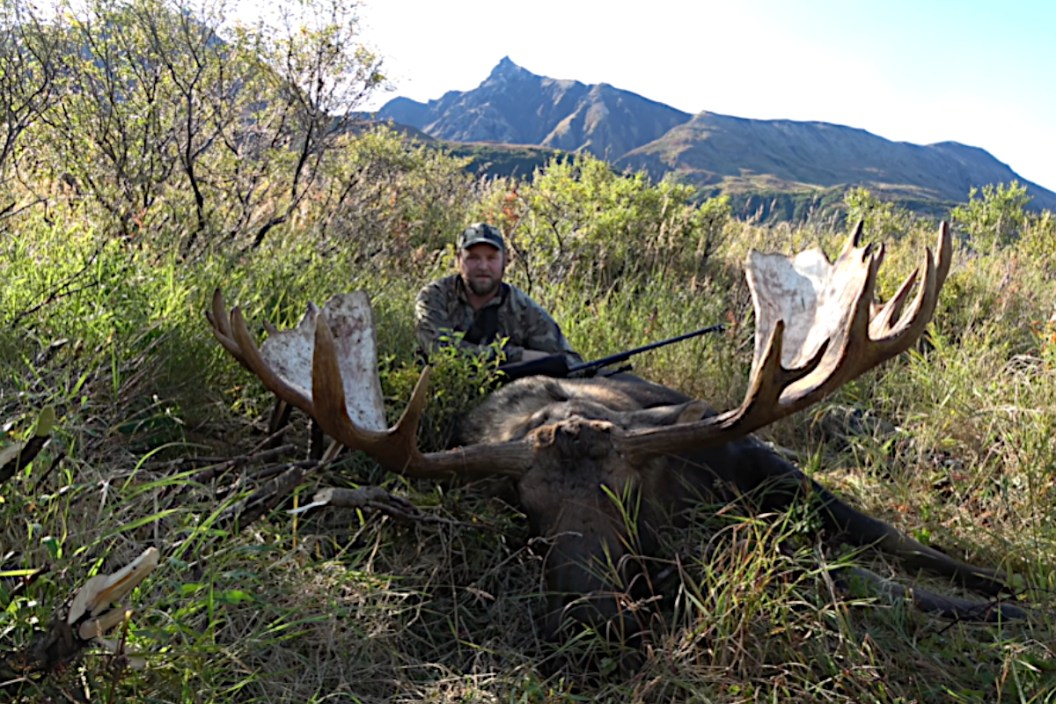 This Wasn't the World Record Moose, But It's Antlers Sure Got Everyone ...