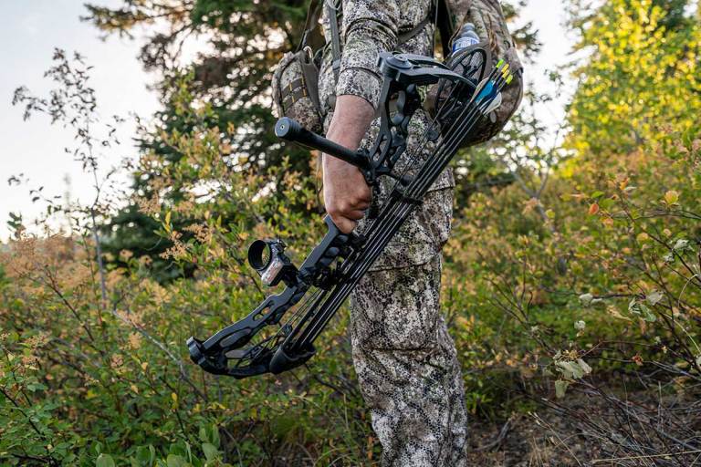 5 Best Bow Stabilizers for Hunting Wide Open Spaces