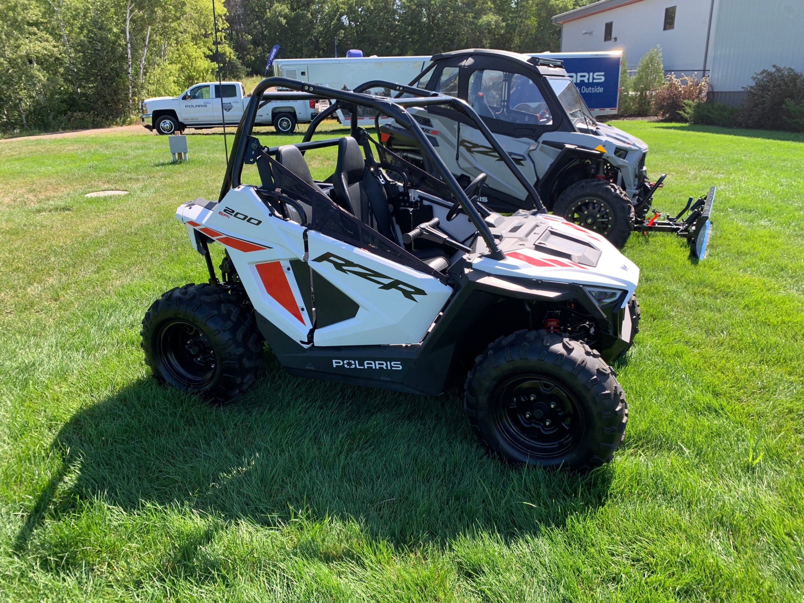 Mean Machine Rzr RZR 200 EFI: Polaris' Youth Off-Roading Machine Sets New Standard