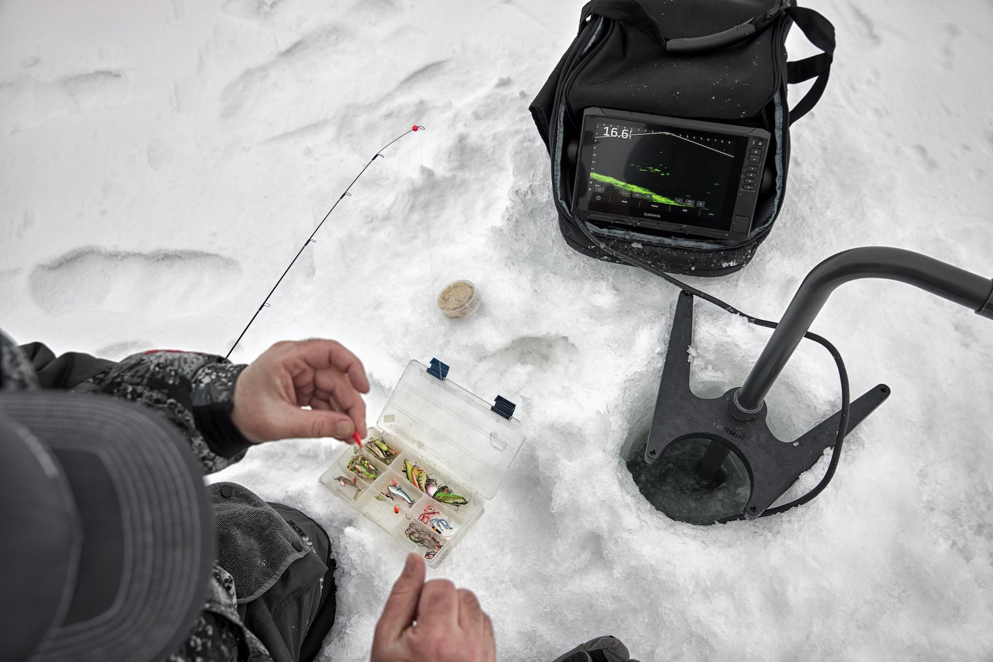 Garmin Panoptix Livescope Ice Fishing Mobile Build 