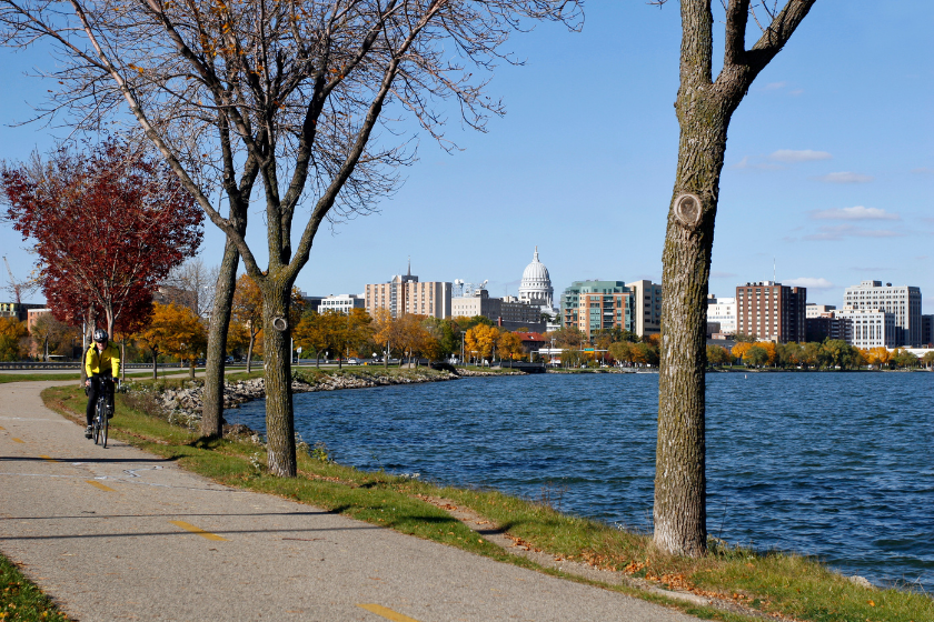 madison wisconsin bike trail