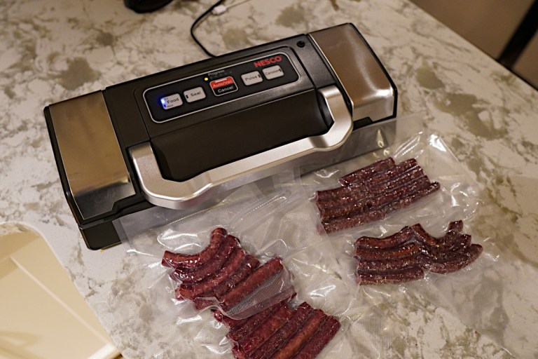 VS09 Nesco Deluxe Vacuum Sealer for Wild Game Preservation