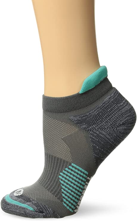 Merrell womens 1 Pack Cushioned Ultra Light Running Tab Low cut women's hiking Socks