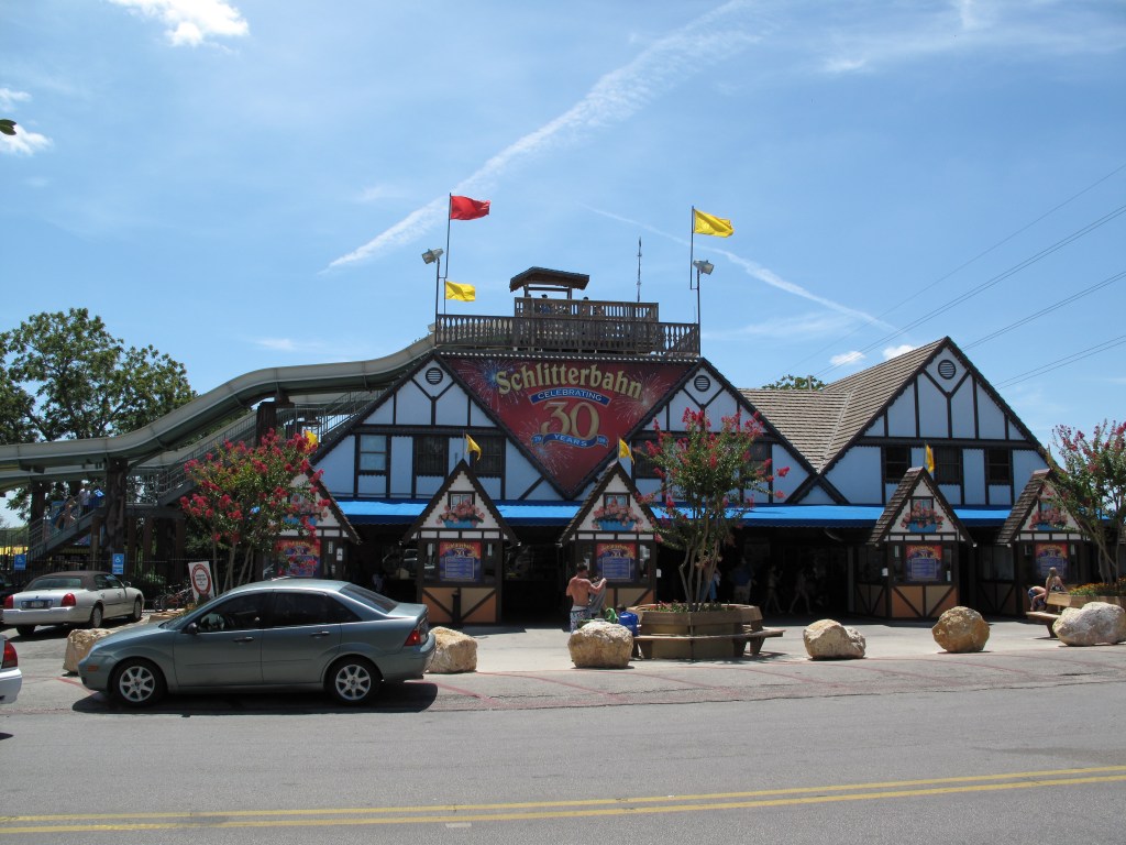 schlitterbahn entrance