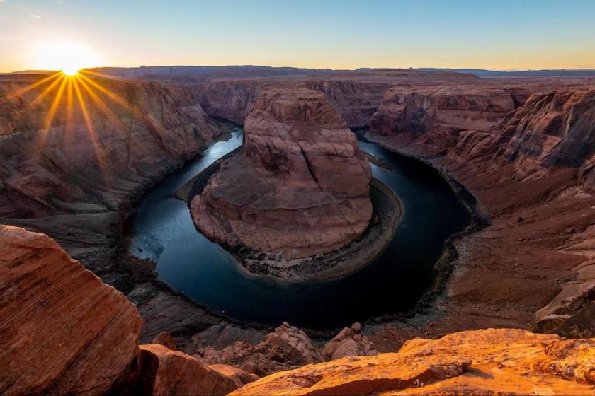 view of horseshoe bend in arizona at sunrise