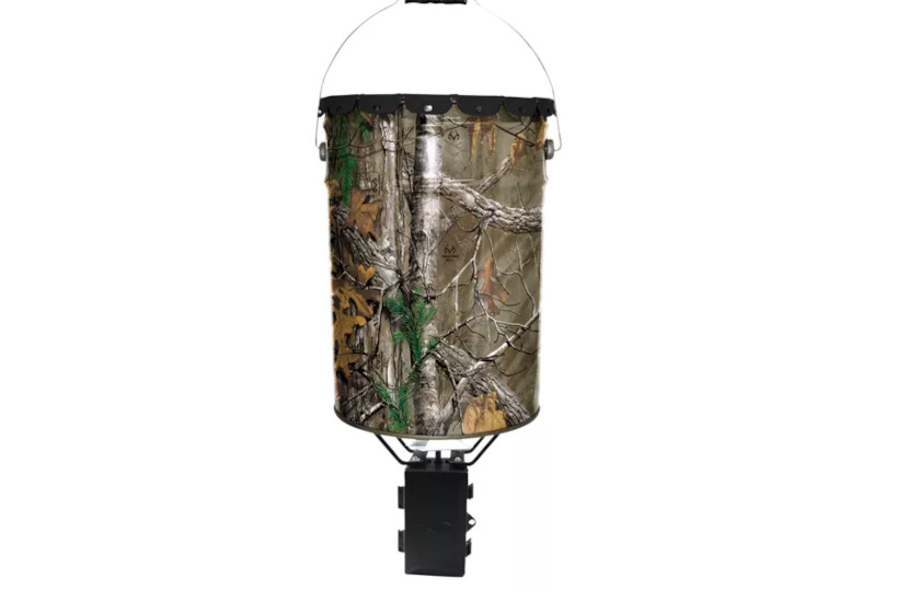 Deer Feeders 