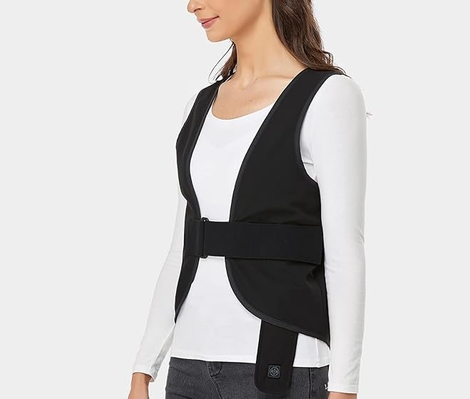 Person wearing an Ororo heated vest
