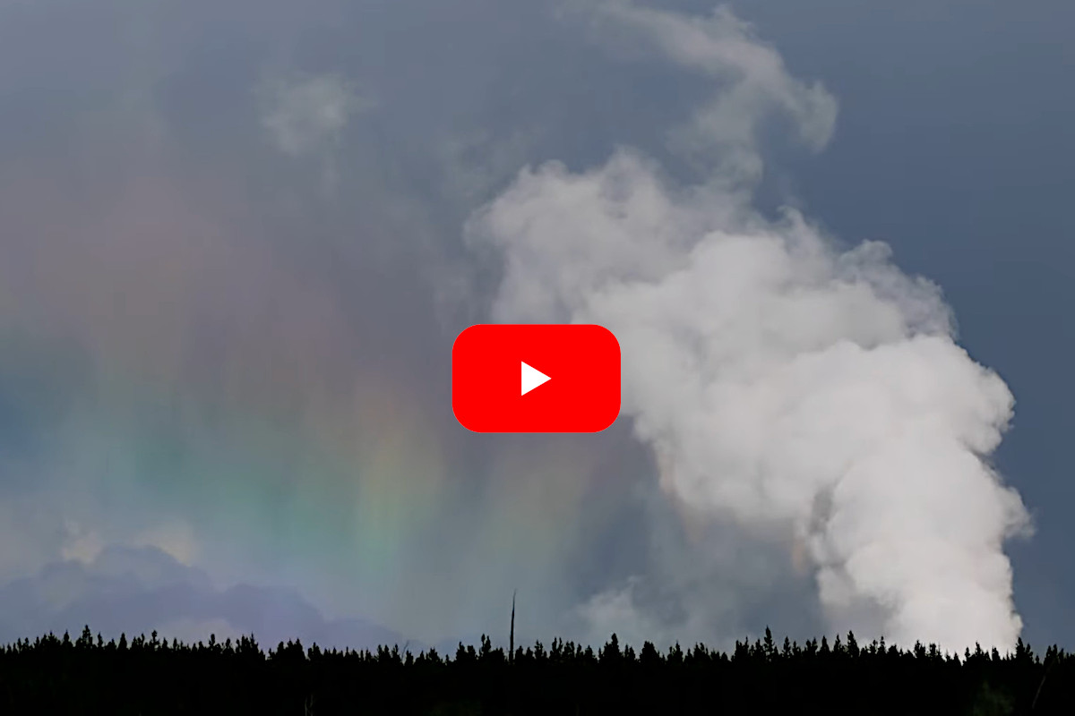 Steamboat Geyser