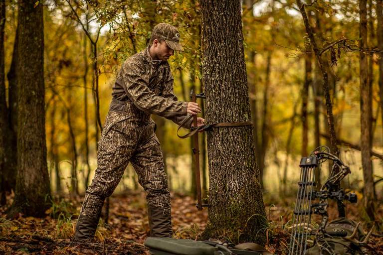 Lone Wolf's Hunt Ready Treestand System is the Deadliest Setup on the