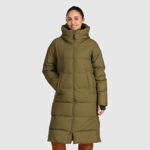 7 Best Women's Puffer Jackets of 2023 for Work & Extreme Cold