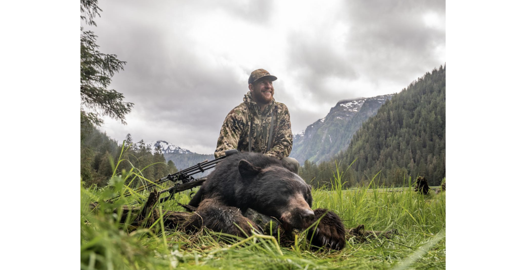 Carson Wentz black bear hunt controversy