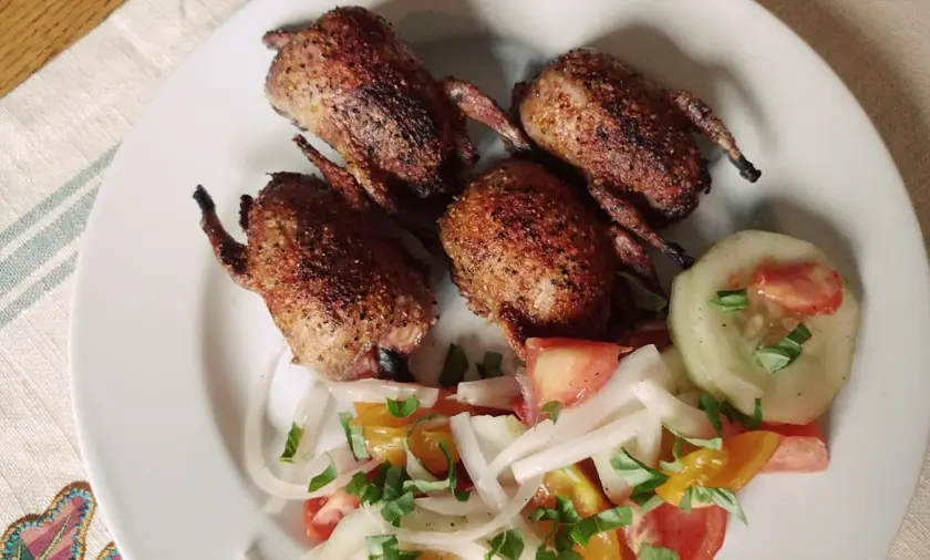 Roasted dove with paprika and butter