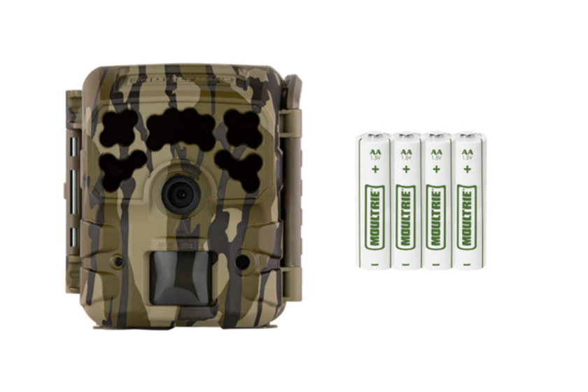 Camouflage trail camera with a pack of batteries
